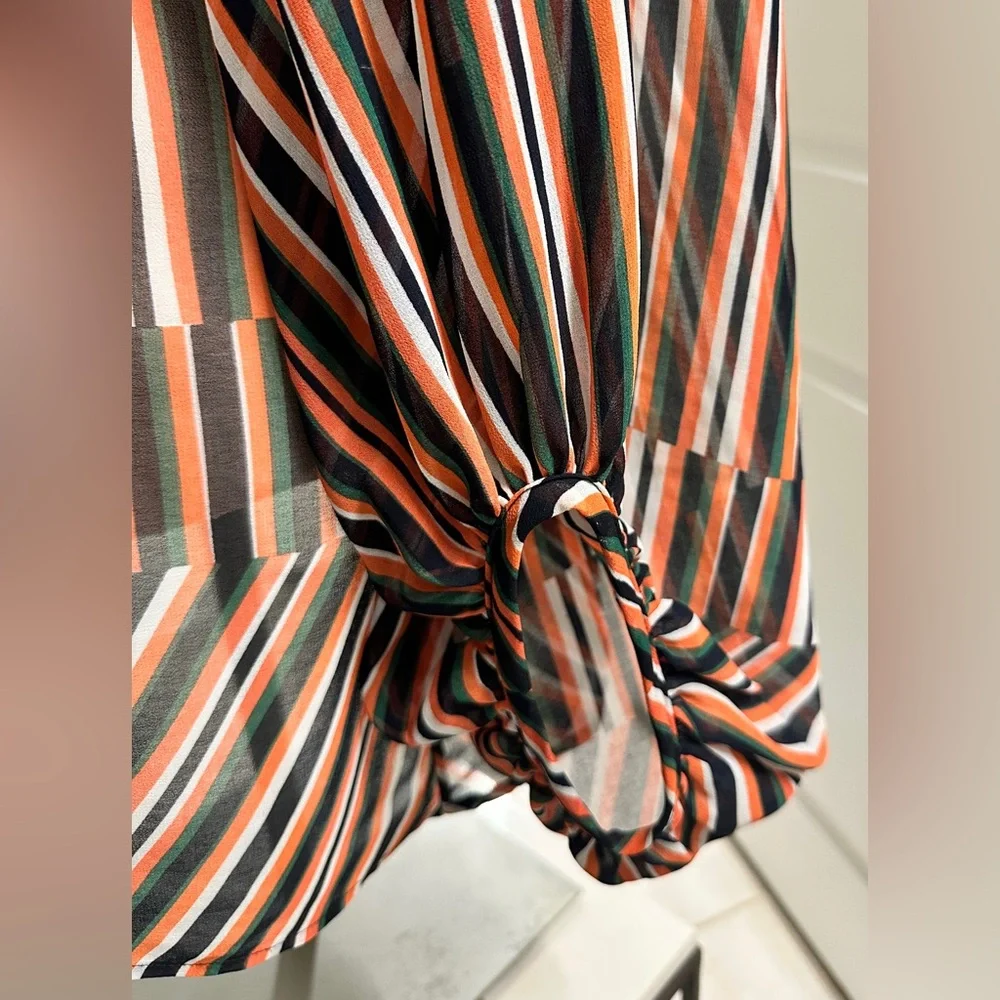 CAbi long sleeved, v-neck, striped sheer pullover‎ blouse. Navy, red, green. - Picture 5 of 12